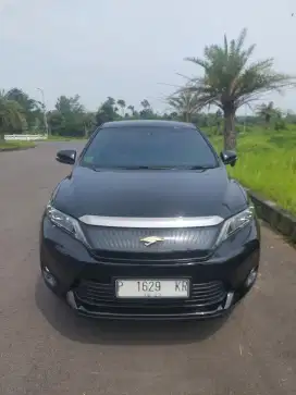 Harrier advanced 2014 Hitam 2.0 AT