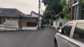 Dijual Tanah Bonus Bangunan Area Pasar Minggu Jakarta Selatan
