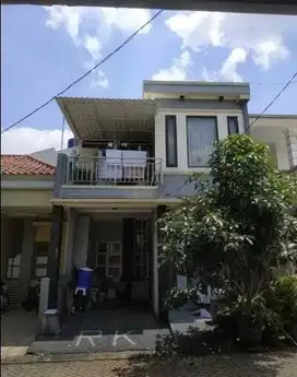 Rumah dijual cepat cibubur country minimalis dua lantai