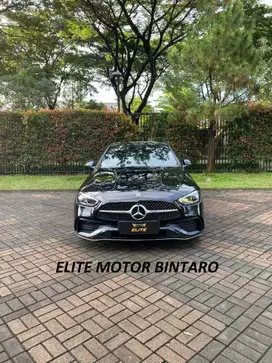 2022 Mercedes-Benz C300 2.0 AMG Line Sedan, LIKE NEW!