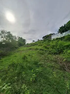 TANAH TERLETAK DI KAWASAN VILLA DEKAT PANTAI MELASTI