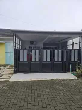 RUMAH CANTIK DISEWAKAN KOSONGAN BOJA