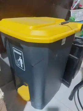DIJUAL CEPAT TONG SAMPAH MEREK KRISBOW