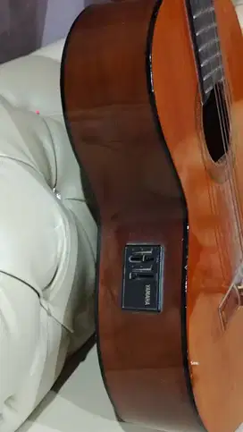 Akustik Elektrik Yamaha CX40