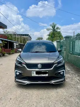 Ertiga Sports 1.5 Hybrid SS 2022/2023 AT