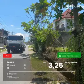 Tanah poros jalan dekat tol Singosari