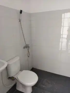 Dijual rumah 3 KT 1KM harga miring 365jt lingkungan indah dan asri