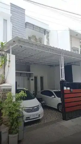 Di jual rumah + kost2an full furnished di Pulo mas