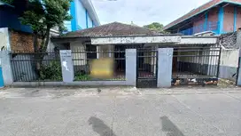 Rumah Tua dekat dari jln Raya Condet
