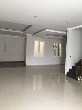 DI JUAL RUMAH SIAP HUNI BISA BISNIS DI DUREN TIGA, JAKARTA SELATAN