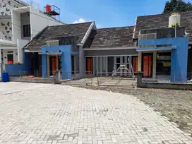 Rumah vila ada swimming pool di Sabda alam Garut