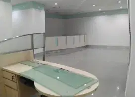 Disewakan Gedung Terawat Siap Pakai di Jalan Sunda