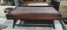 Ranjang Pijat Spa