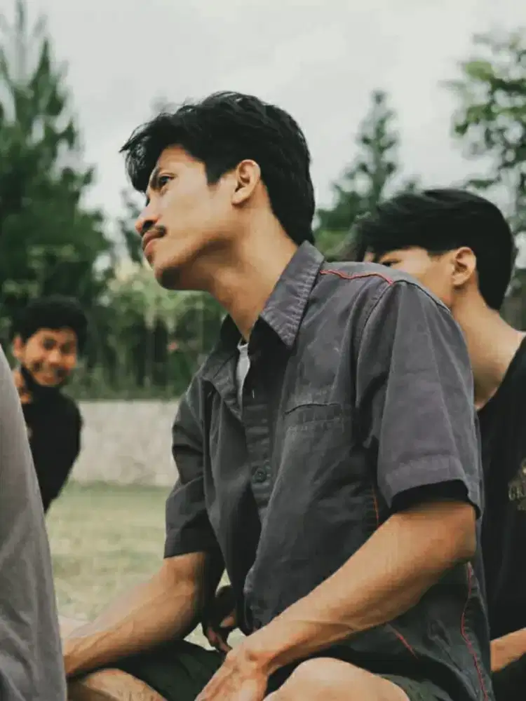 Mencari Pekerjaan,..