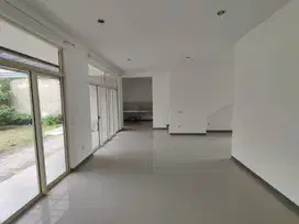 Dijual Rumah Kota Baru Parahyangan Terawat Siap Huni