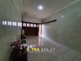 Rumah Murah 4 Lantai Area Glodok Dekat Petak Enam Pancoran