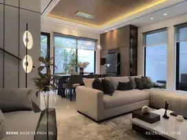 TROPICAL MODERN HOUSE MOISSANITE