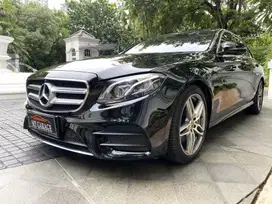 E 350 EQ BOOST 2019 Hitam Full Original Service Record pajak panjang.