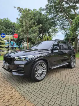 BMW X5 2022 Bensin