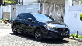 CITY HATCHBACK RS CVT
