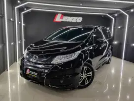 Odyssey Prestige 2016 Hitam Lenzo mobil