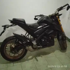 Yamaha xabre hitam