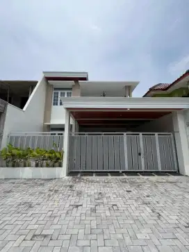 Rumah Mewah 2 Lantai Dekat Budi Mulia Jl Tajem 10 Menit Ke Pusat Kota