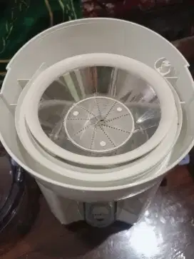 Philips juicer preloved