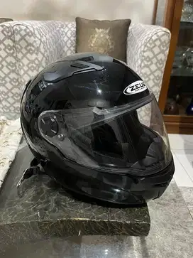 Helm Zeus ZS 813 Black