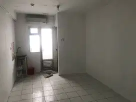 SEWA Apartemen Gading Nias Studio Tahunan MURAH Bonus AC