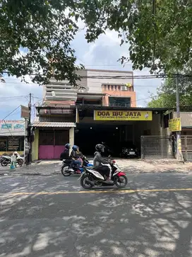 Dijual Rumah Usaha 0 Jalan Waru
