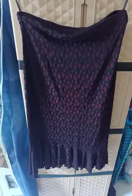 Rok Bawahan warna Merah Maroon