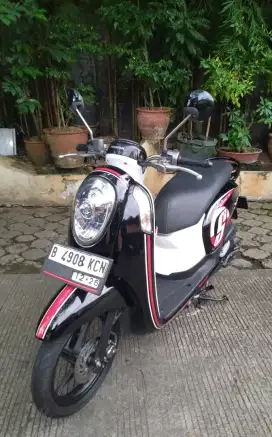 Scoopy Esp 2016 Gress Good Condition