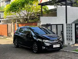 Honda Jazz RS 2017 AT Matic Facelift KM Antik 49rb Non Yaris Mazda 2