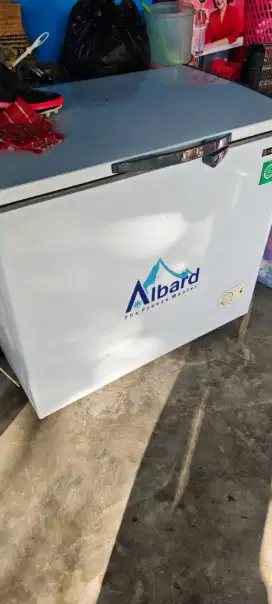 Freezer merk alba 200L