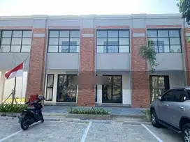 Bisa Beli Jejer, Dijual 2 Unit Ruko Berdampingan Graha Natura Surabaya
