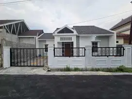 Rumah Baru Minimalis Modern Dekat Kampus Uns Solo di Ngringo Palur
