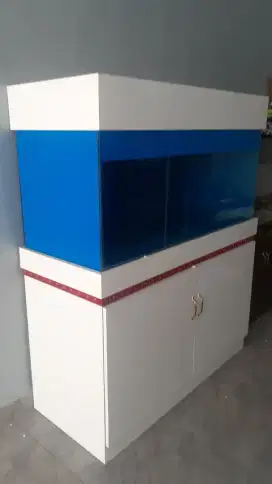 Aquarium dan kabinet dg Filter bawah