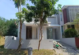 Rumah 2lantai siap huni Minimalis di Greenwood Citraland utama