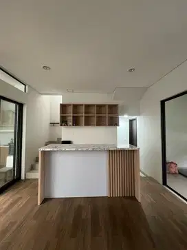 Disewakan Rumah Cantik & Asri Cluster Flora Summarecon