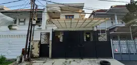 Rumah Summagung, Kelapa Gading Luas 8x24m2