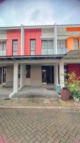 Rumah 2 lantai harga dibawah developer Green Village cipondoh