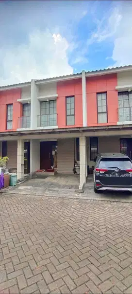 Rumah 2 lantai harga sangat murah Green Village Cipondoh Tangerang