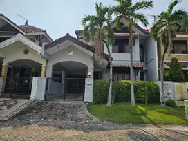 Murah pakuwon city villa Westwood hitung tanah siap huni