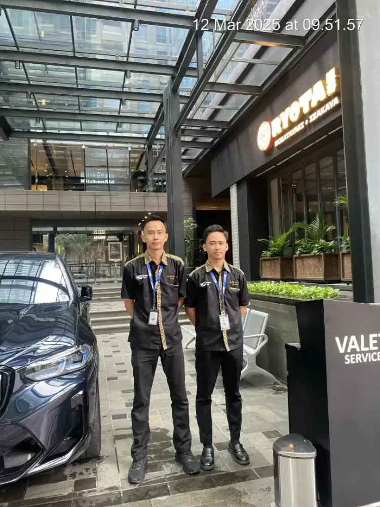 Saya sedang mencari pekerjaan sebagai driver supir pribadi/kantor