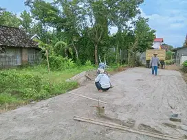 TANAH PEKARANGAN BARAT LAPANGAN DESA JAPAN PONOROGO