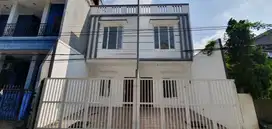 Rumah Komplek Walikota, Jl Putih Melati, Kelapa Gading Luas 5x12m2
