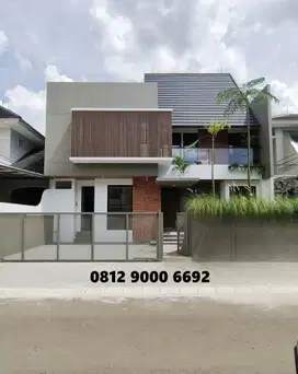 Rumah Baru Puspita Loka BSD Serpong Tangerang Selatan dkt tol Jakarta
