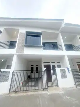 Jual Murah Rumah Exclusive 2 Lantai Akses Jalan Mobil Bebas Banjir