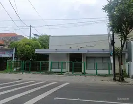 Disewakan Bangunan Usaha Jl Barata Jaya, Surabaya